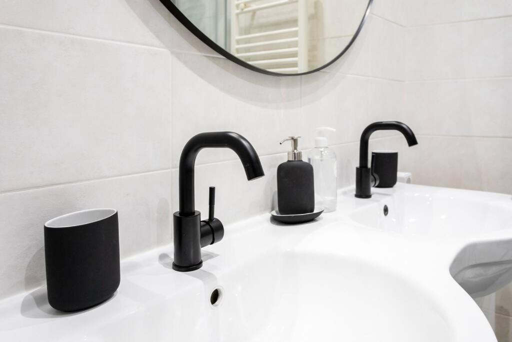 L7 Suite 5Mins Walk Old Town 3 Rooms Ac Wifi 尼斯 外观 照片